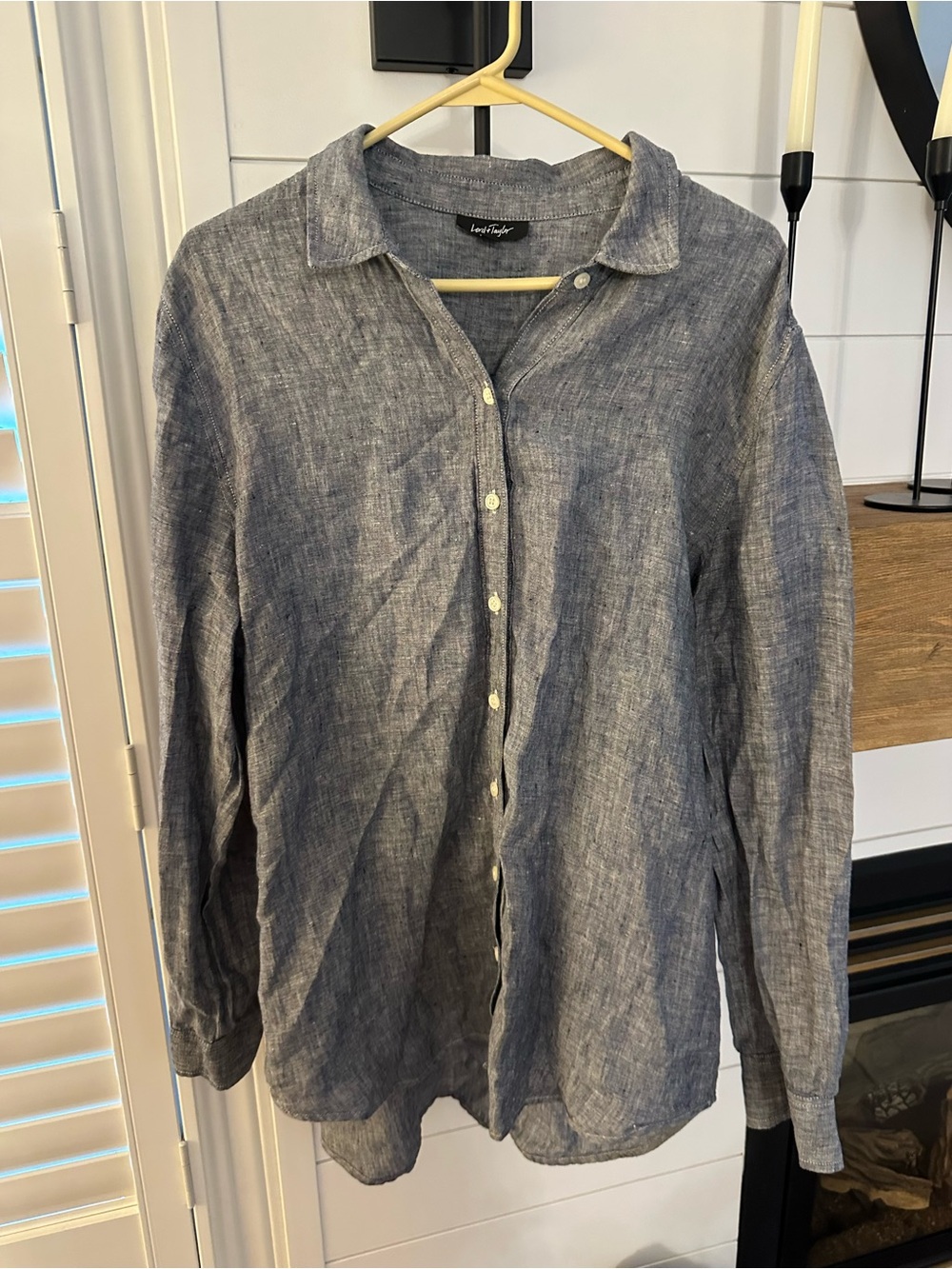 Lord & Taylor 100% LINEN Women's Blue Heathered Button-Down Shirt